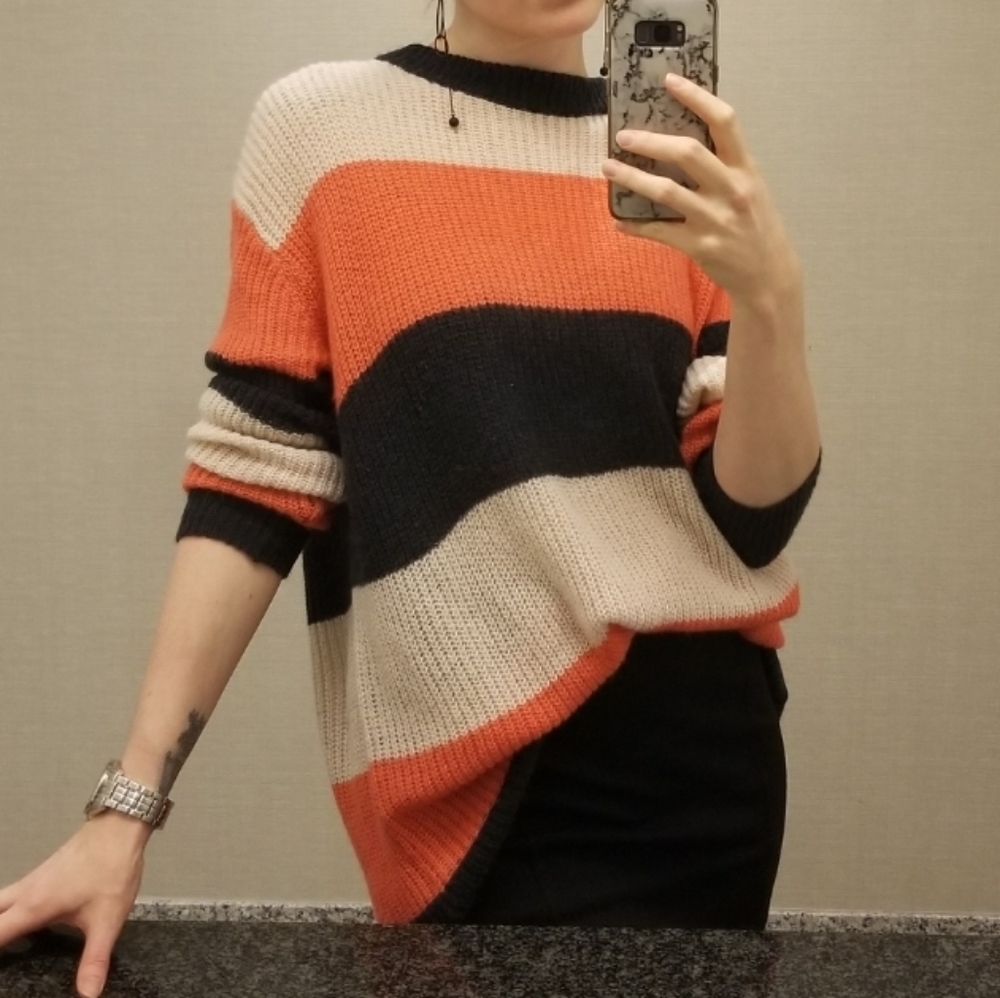 Oversized Striped Sweater - M